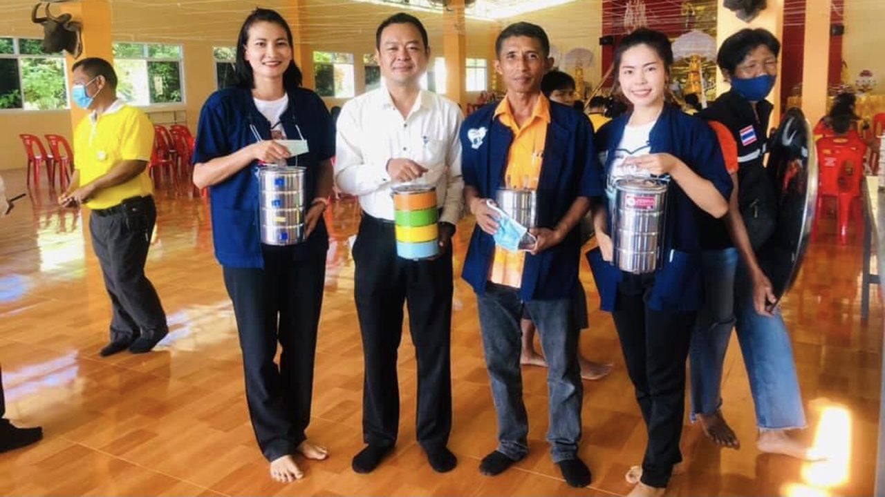 กิจกรรมหิ้วปิิ่นโตเข้าวัด