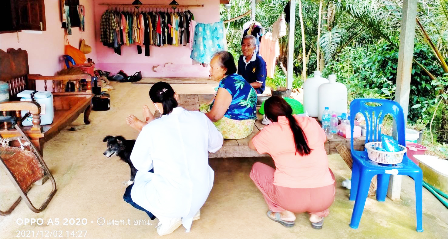 รพ.สต.สลุย ให้บริการฉีดวัคซีนโควิดกลุ่ม 608